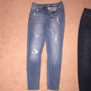 Size 5 jeans(not 4)